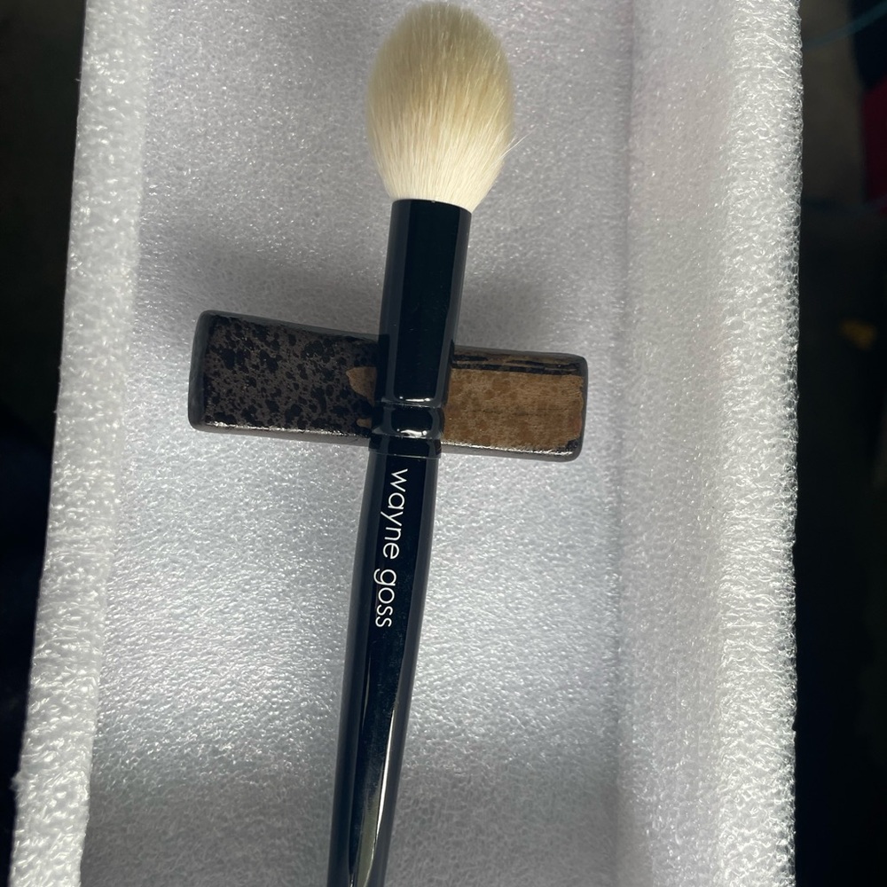 Wayne Goss Brush 10